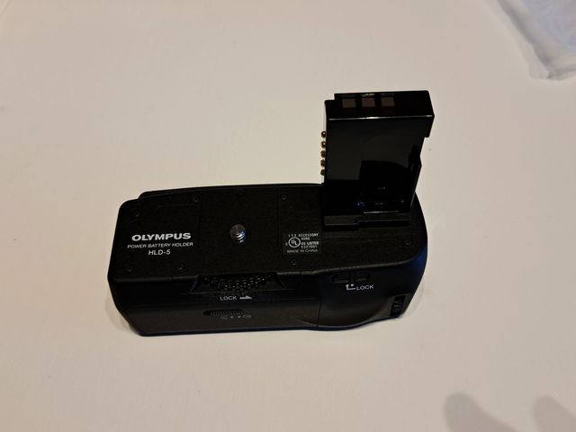 Empuñadura grip soporte Olympus HLD-5 NUEVA