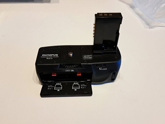 Empuñadura grip soporte Olympus HLD-5 NUEVA