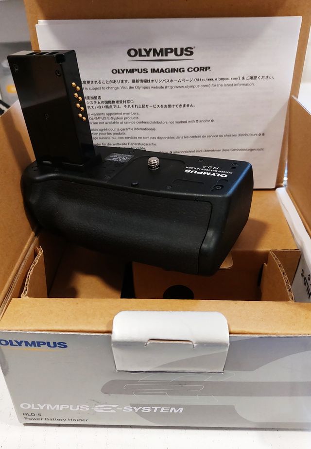 Empuñadura grip soporte Olympus HLD-5 NUEVA
