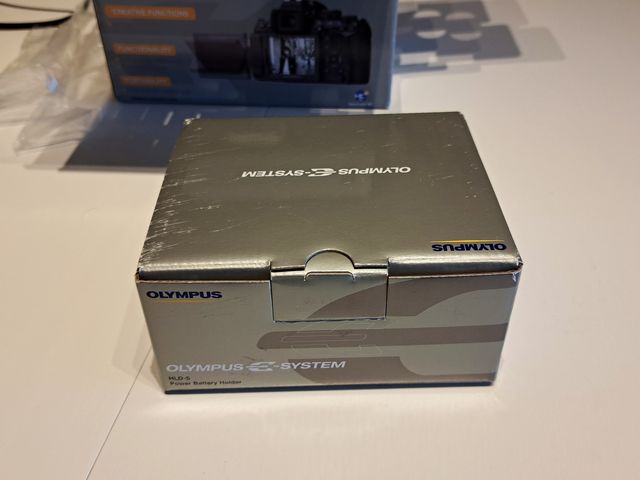 Empuñadura grip soporte Olympus HLD-5 NUEVA