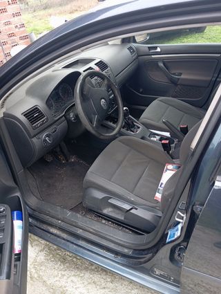 Volkswagen golf v