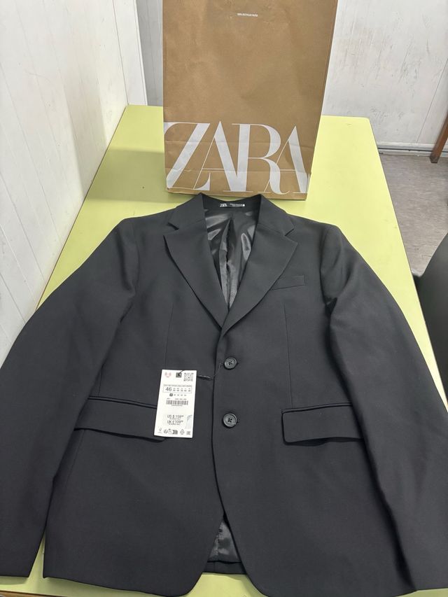 Americana zara negra