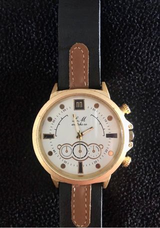 Reloj LM