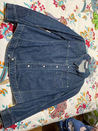 Chaqueta vaquera azul levis 