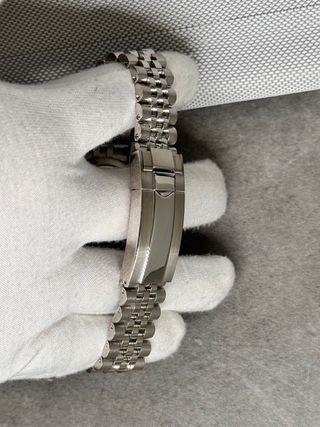 Seiko Date Mod Circonite
