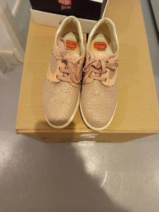 Zapatos deportivo de mujer ,