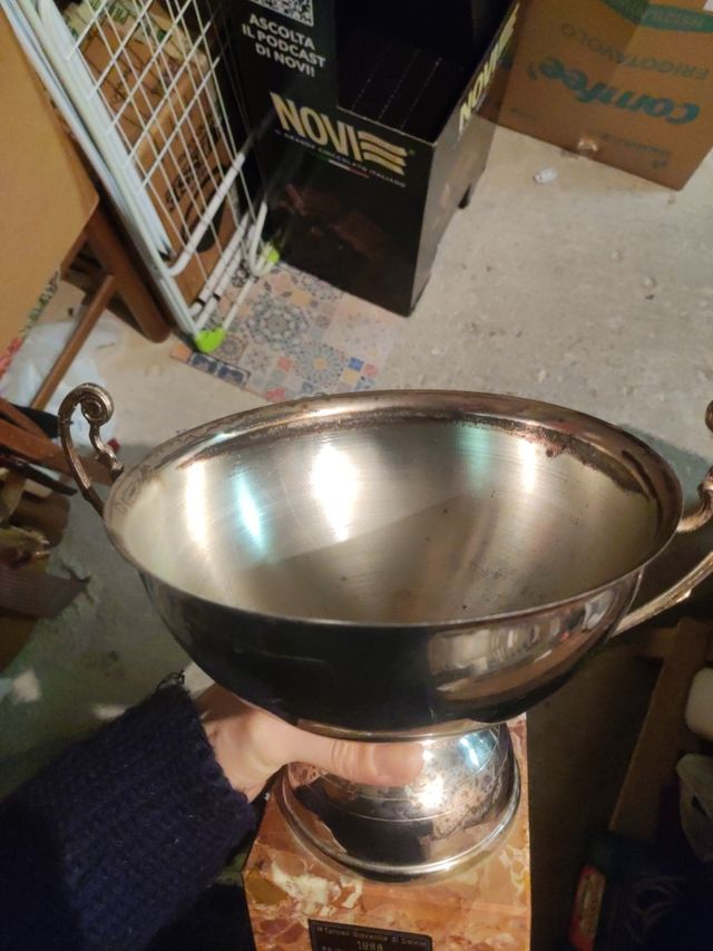 N. 4 coppe trofei con base in marmo