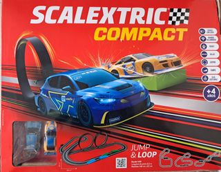 SCALEXTRIC COMPACT