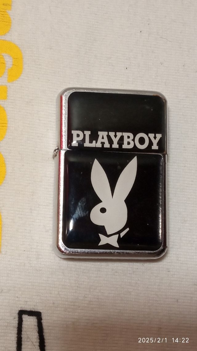 Mechero  Playboy