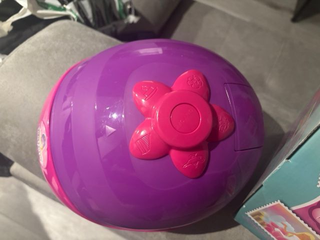 Casco de masajes de juguete