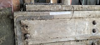 PORTÓN CASTELLANO. PUERTAS DE MADERA