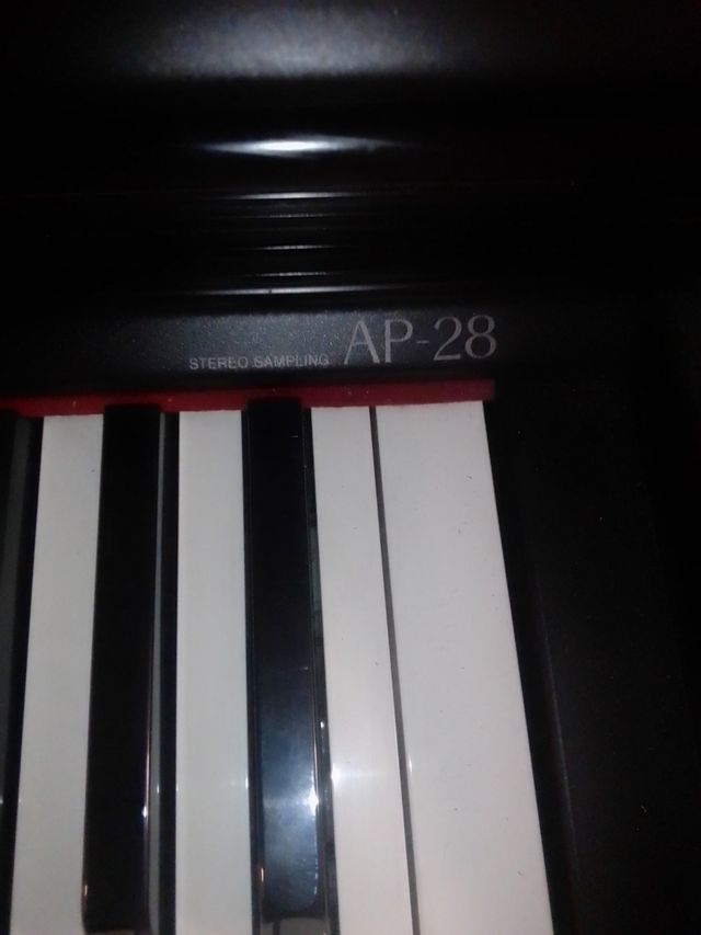 Piano electrónico Celviano AP-28