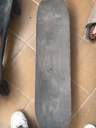 Skates