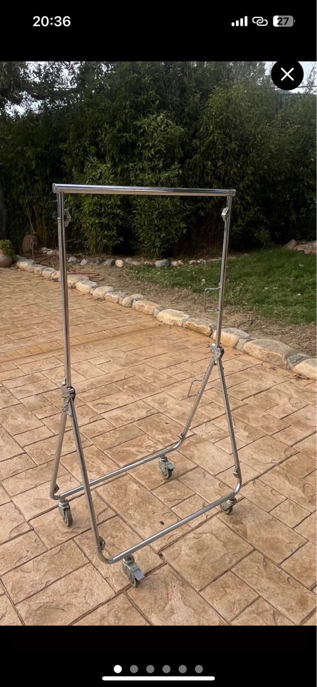 Perchero portátil y plegable