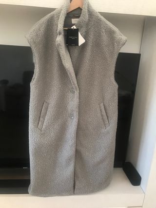 Abrigo sin mangas Cortefiel