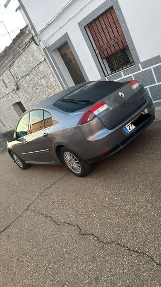 Renault Laguna 2012