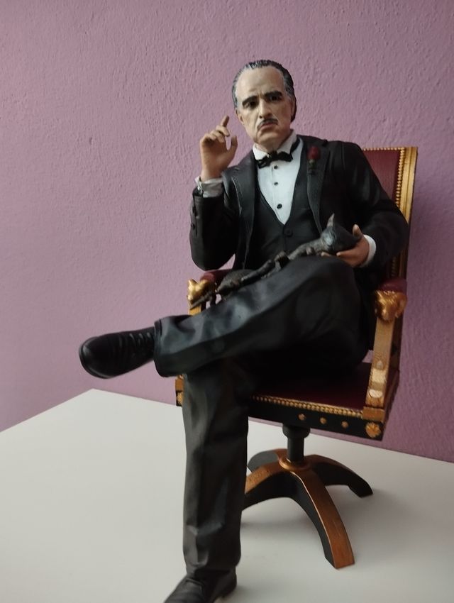 Statuetta in resina Il Padrino
