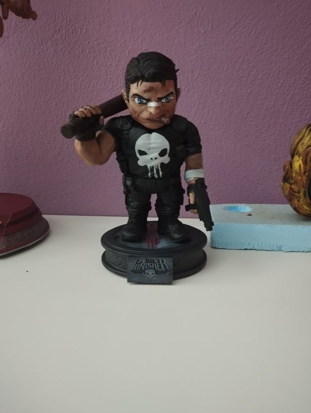 Statuetta in resina Mini Punisher.