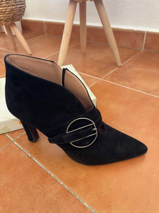 Botines negros