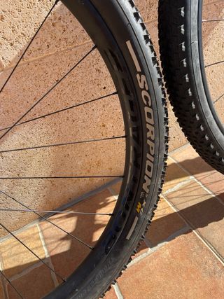 Ruedas carbono MTB 29” Bontrager Kovee