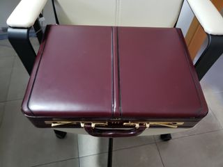 MALETÍN DE PIEL CONDOTTI