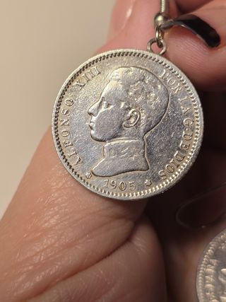 Pendientes con monedas antiguas en plata
