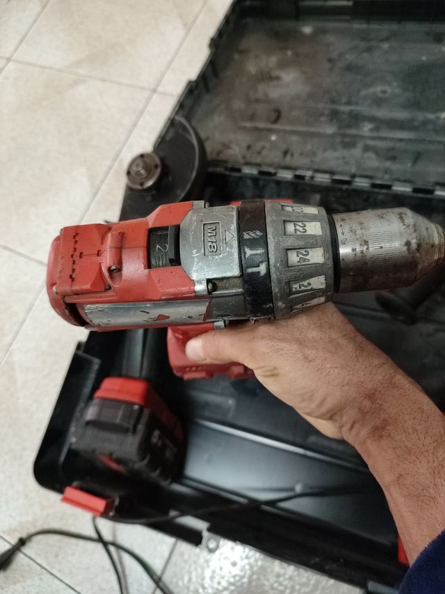 CONJUNTO MILWAULKE DE M 18 ORIGINALES