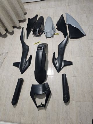 Carenado ktm 2022