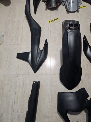Carenado ktm 2022