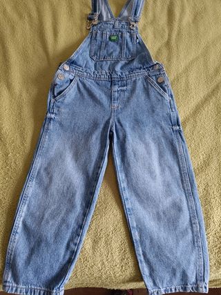 Pantalón vaquero peto