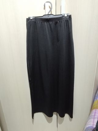 Falda larga de tubo