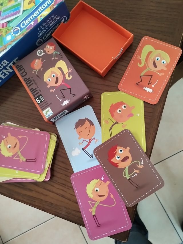 Gioco di carte tip top clap