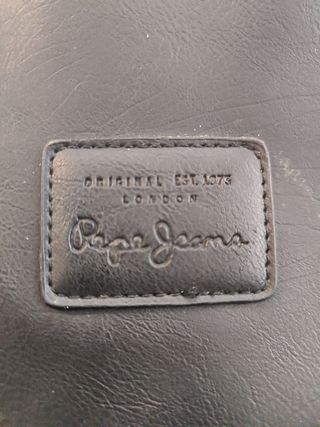 Mochila negra de Pepe Jeans