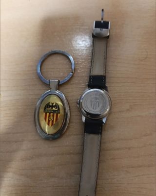 Lote reloj y llavero Valencia CF 