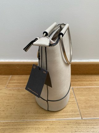 Bolso sin estrenar