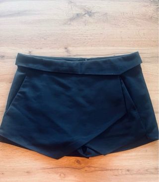 Falda/pantalon Zara 
