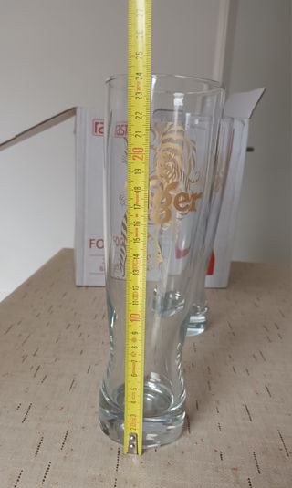 Vasos de cerveza.