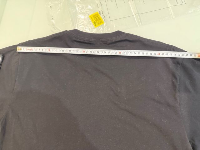 Camiseta VANS talla M. Nueva A ESTRENAR.