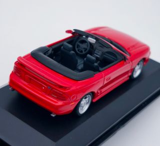 FORD MUSTANG CABRIOLET 1994 1:43 MINICHAMPS