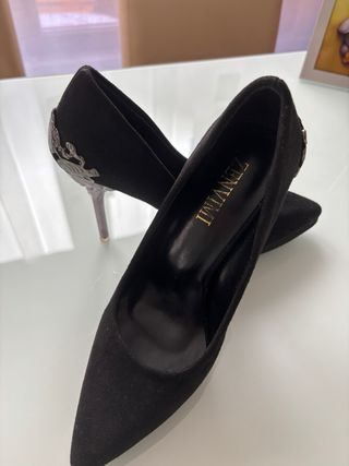 Zapatos negros de tacon