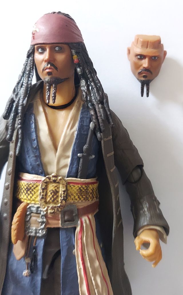 JACK SPARROW FIGURA PIRATAS DEL CARIBE SH FIGUARTS
