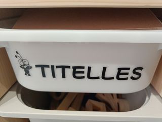 PERSONALIZACIÓN CAJAS TROFAST con vinilos