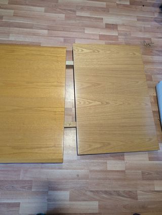 Mesa de comedor grande y extensible