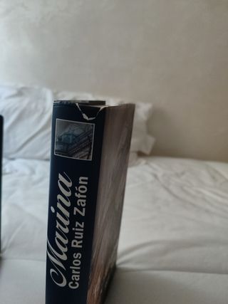 Marina (Spanish Edition)