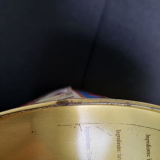 Caja metálica vintage