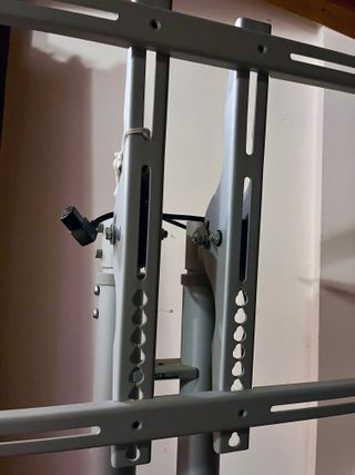 SOPORTE TELEVISIÓN SUELO NEWSTAR M1200E 27-60