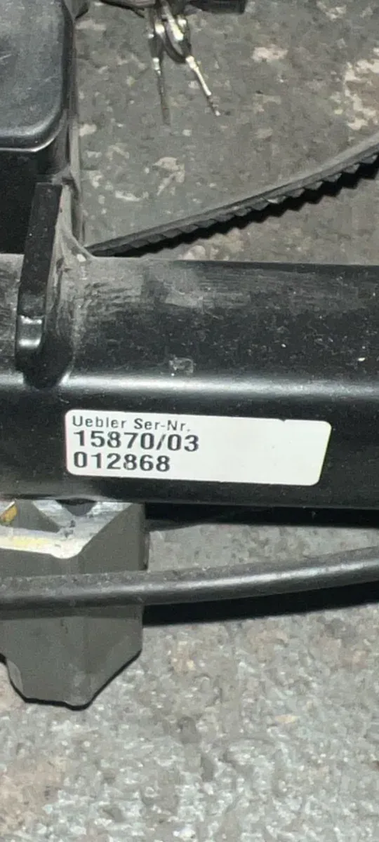 Portabicicletas BMW, en perfecto estado