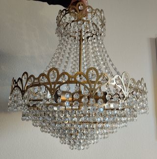 Lampara dorada con cristales