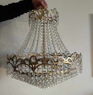 Lampara dorada con cristales