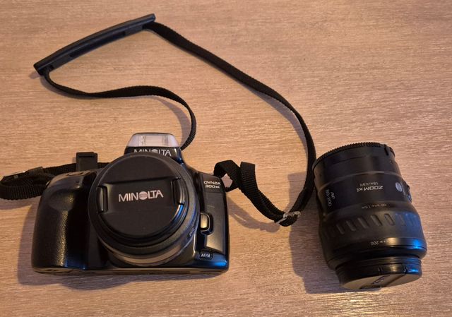 Cámara Reflex Minolta Dynax 300si